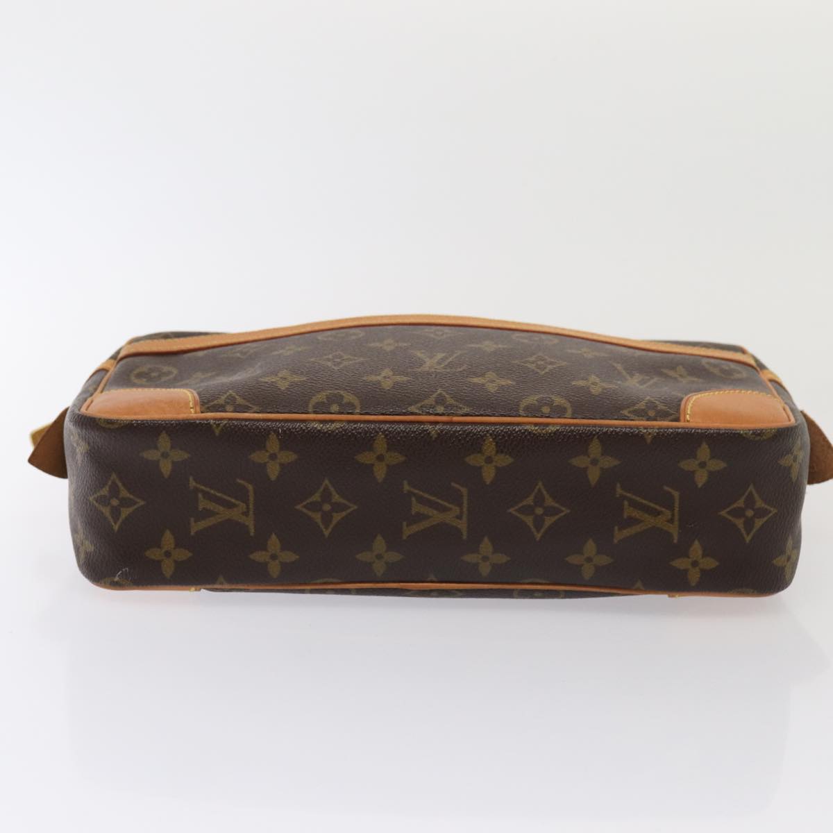 LO-LV bags 1556