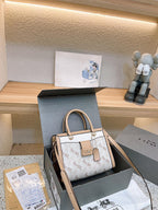 LO - CCH Bags - 399