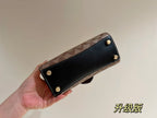 LO - CCH Bags - 402