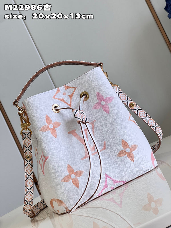 LO - LV Bags - 15155