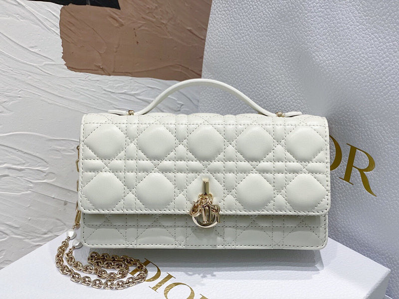 Lusso Official - DYOR BAGS - DESIGNER HANDBAGS  - 783