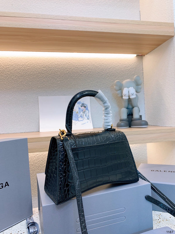 LO - BGA Bags - 1590