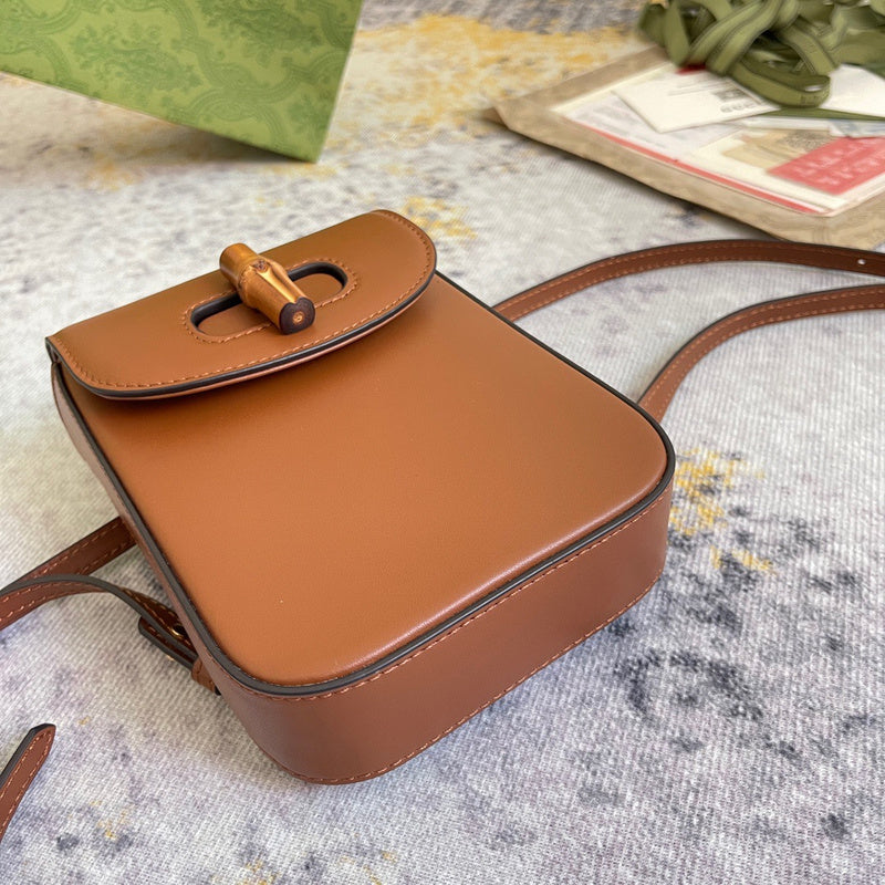 LO - GCC Bags - 1940