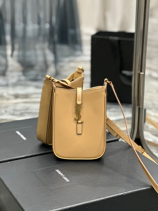 BB - YSL Bag - 4000