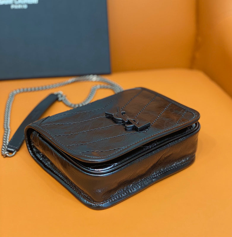 BB - YSL Bag - 2085