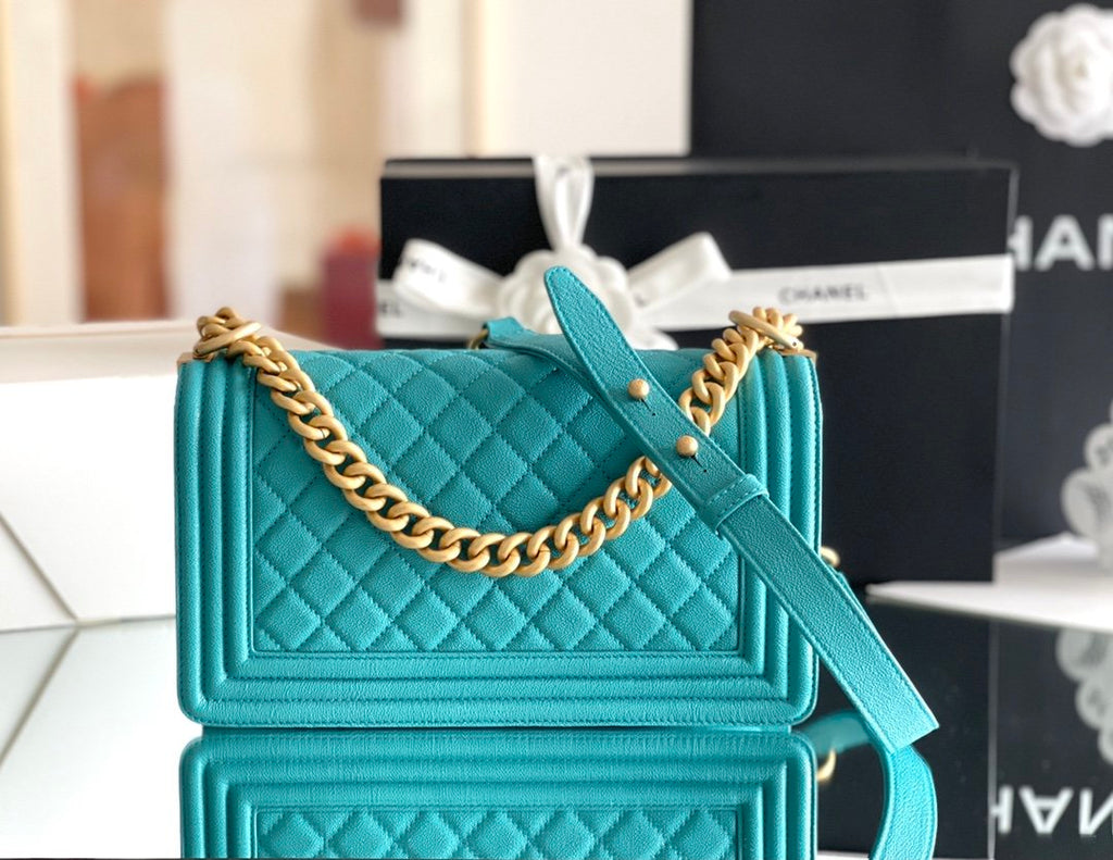 CHL - Medium Classic Flap Bag 25LO Dark Blue For Women A67086
