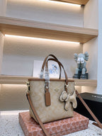 LO - CCH Bags - 224