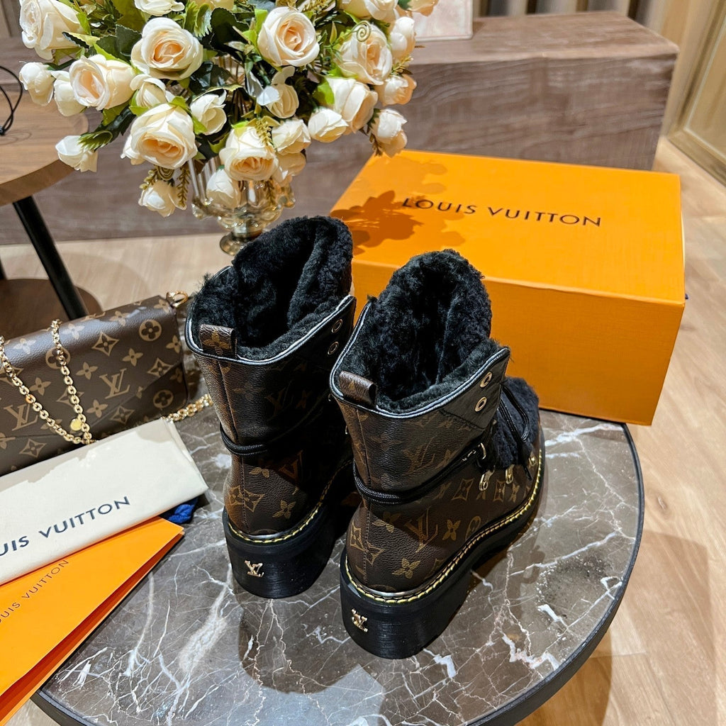 LO-LV bags 3446