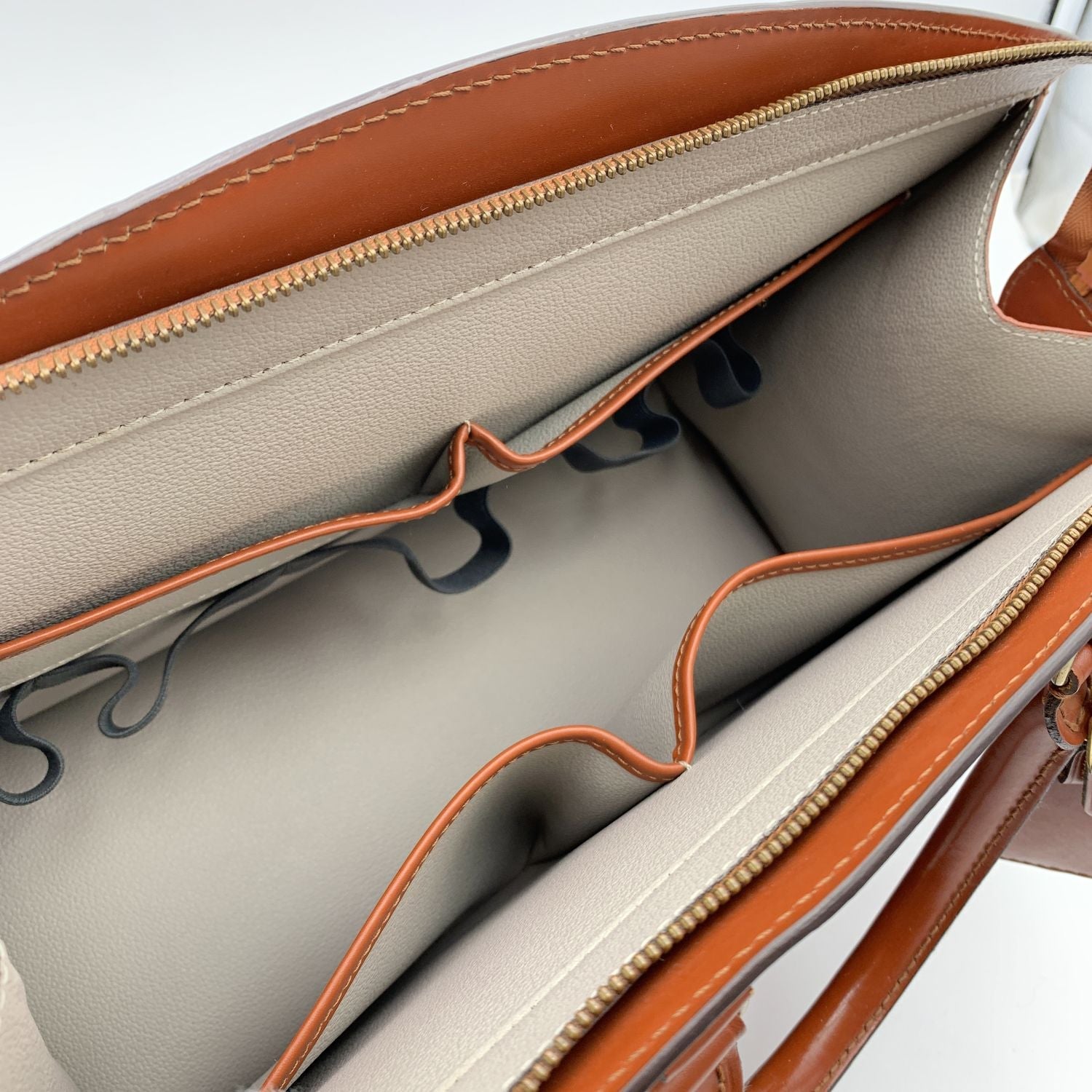LO-LV bags 2873