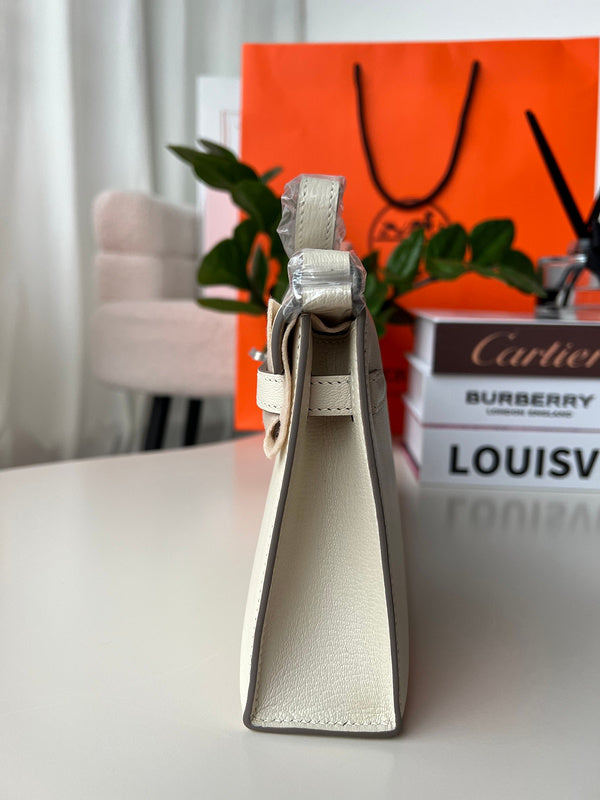 LO - HMS Luxury Bags - 822