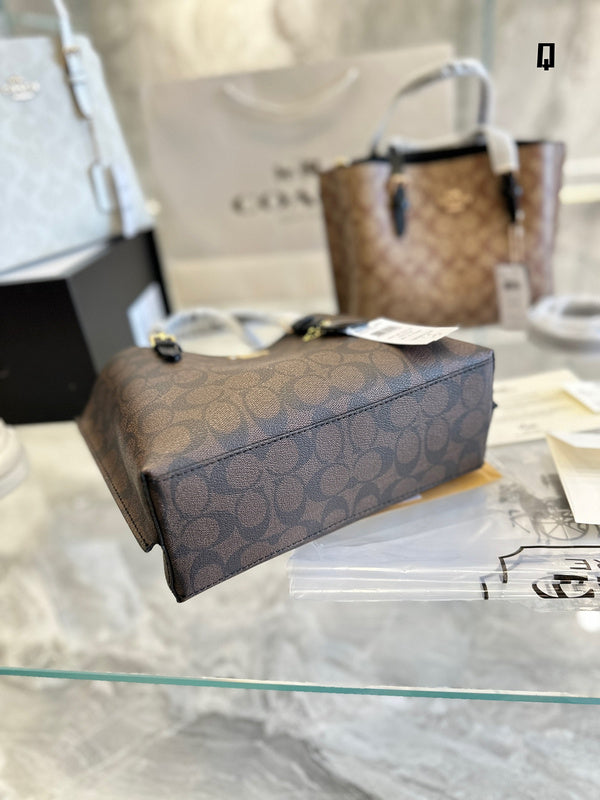 LO - CCH Bags - 240