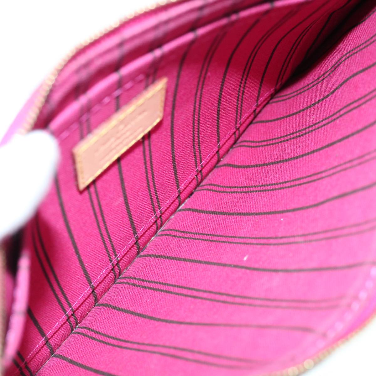 LO-LV bags 587