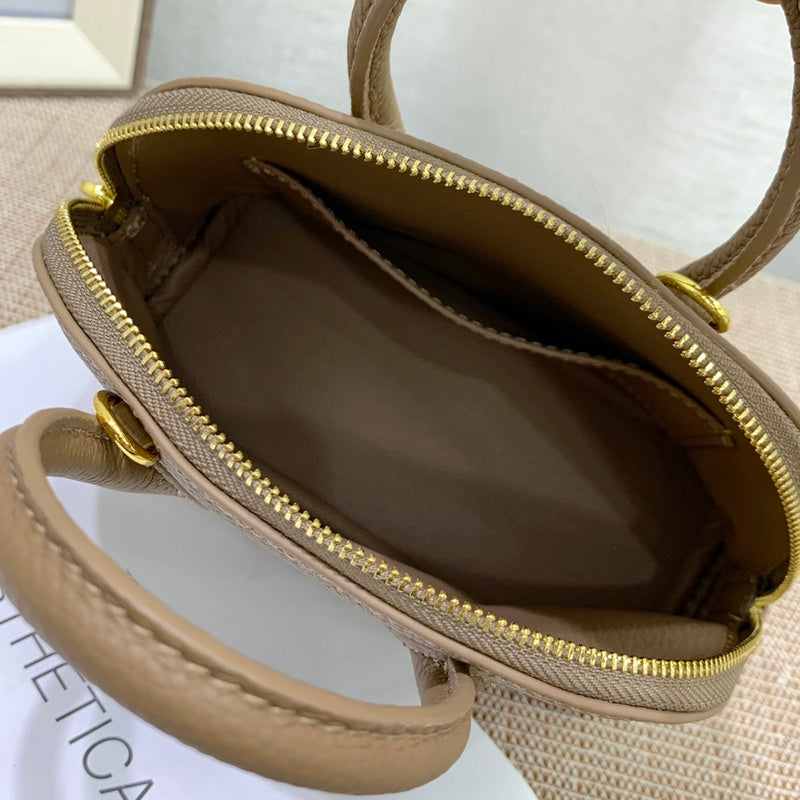 LO - HMS Luxury Bags - 733