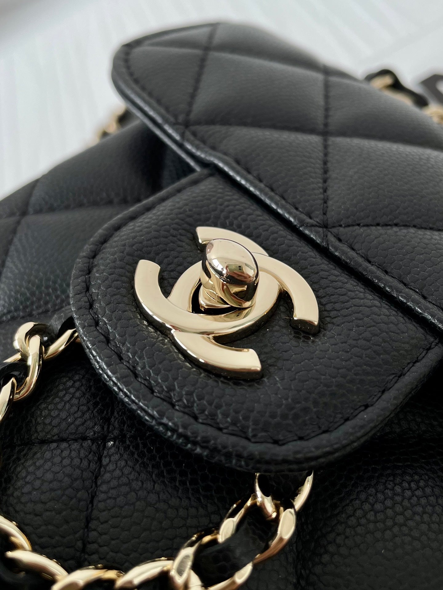 CHL - Medium BackPack Bag Black For Women Bags 9.8in/25LO