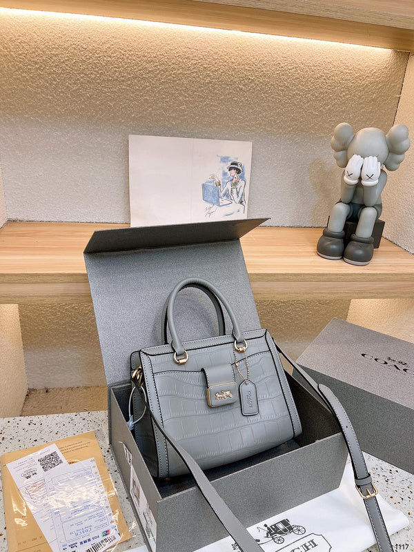 LO - CCH Bags - 399