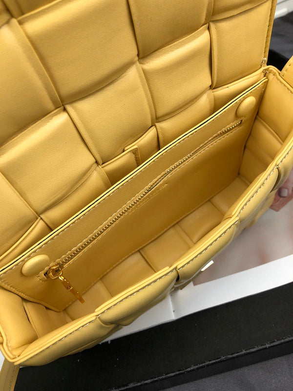 B-VENETA STYLISH HANBAGS FOR WOMEN - 340
