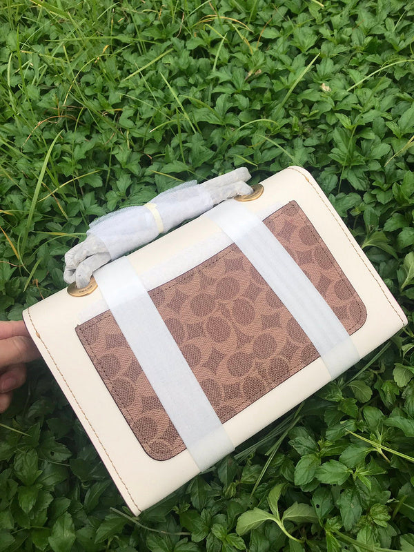 LO - CCH Bags - 505