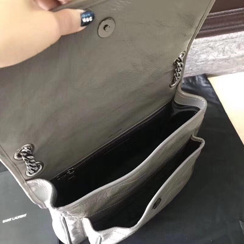 BB - YSL Bag - 3884
