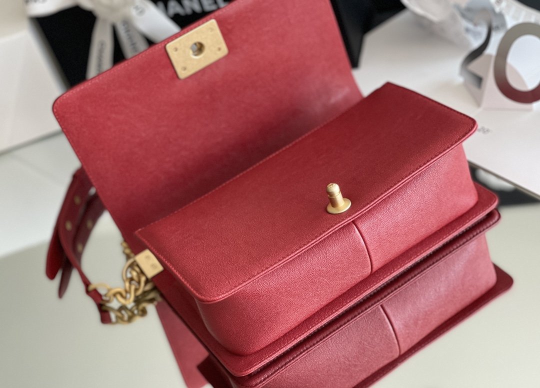 CHL - Medium Boy Handbag Red For Women 9.8in/25LO A67086