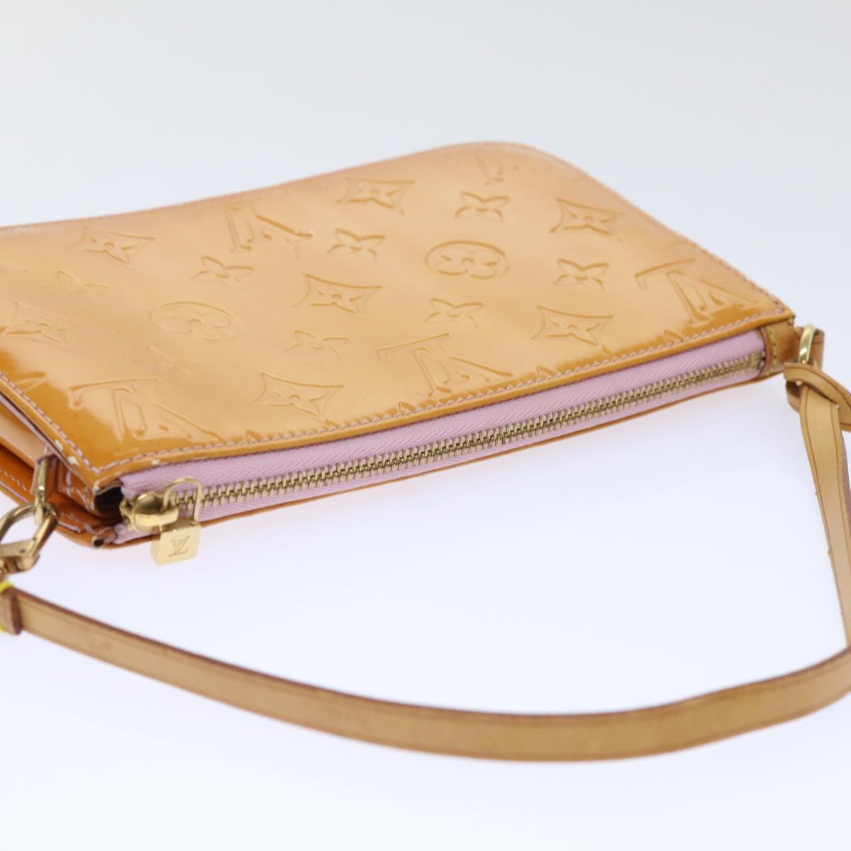 LO-LV bags 1123