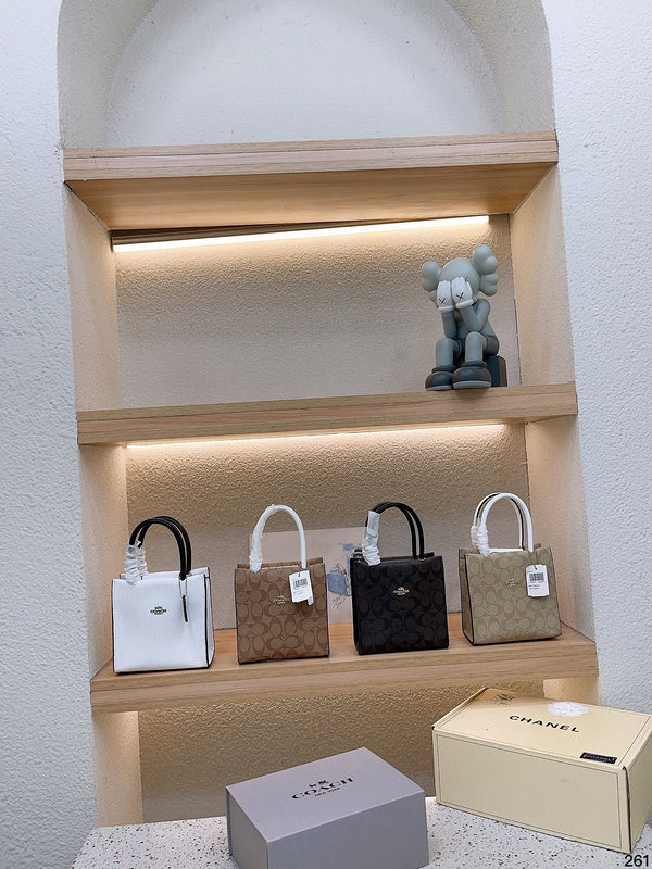 LO - CCH Bags - 107