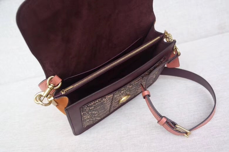 LO - CCH Bags - 563