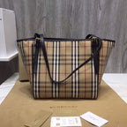B-Berry - BB  The Small Canter Horseferry Check Tote Black For Women, Women’s Bags 11.6in/29.5LO
