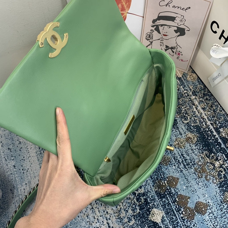 LO - CHL Bags - 1977