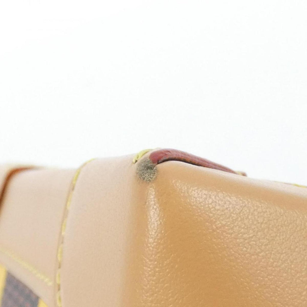 LO-LV bags 1833
