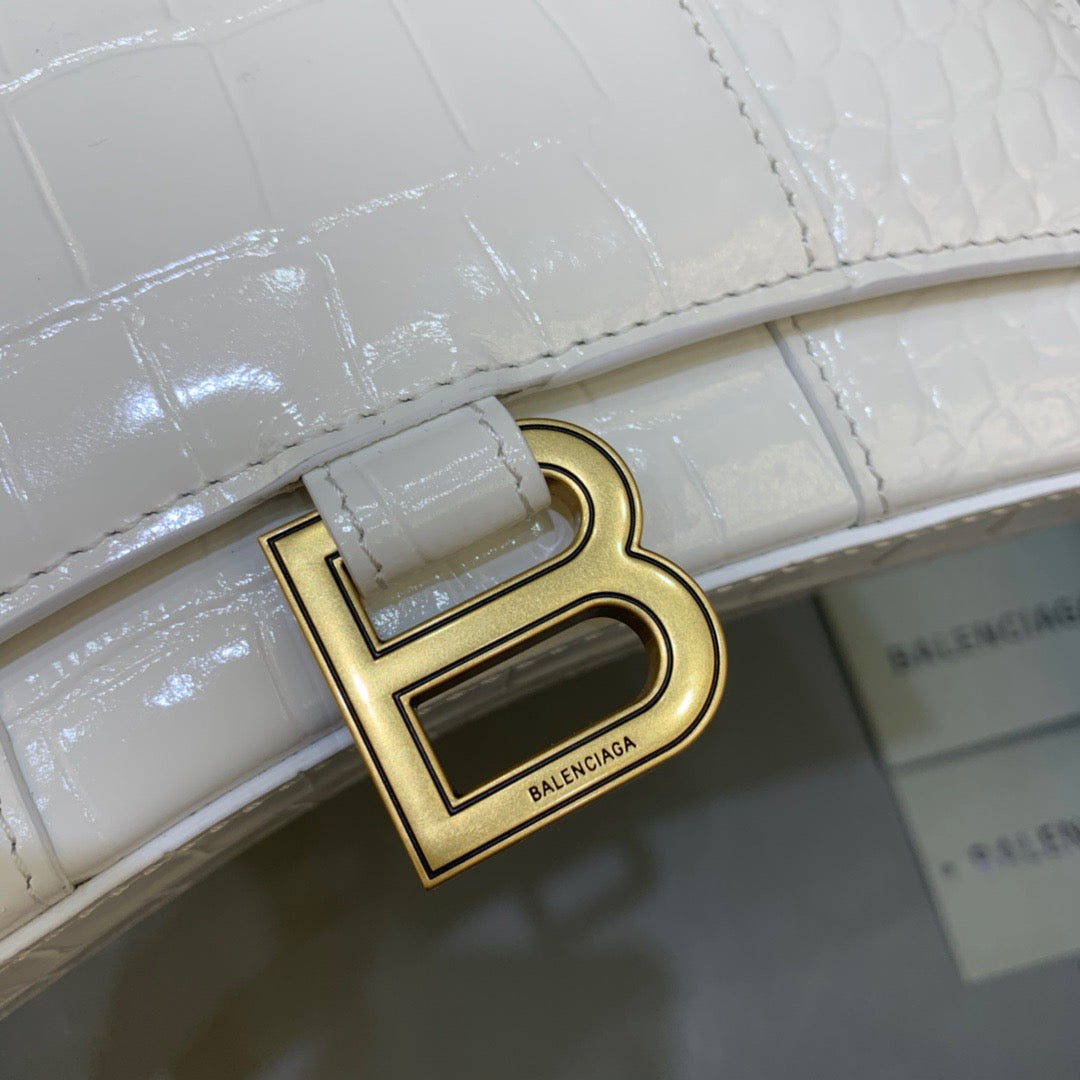 BLN-Ciaga Hourglass Wallet On Chain in White, For Women,  Bags 7.6in/19LO 6560501LRGM9016