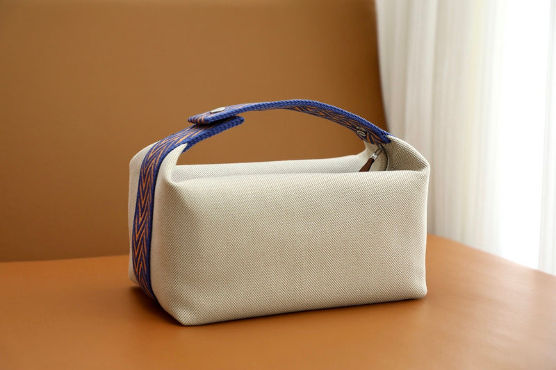 LO - HMS Luxury Bags - 996