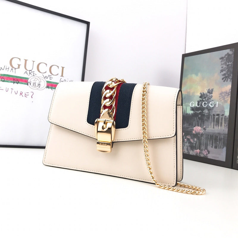 LO - GCC Bags - 2593