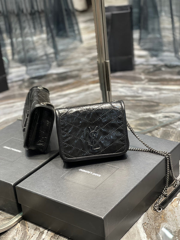 BB - YSL Bag - 3950