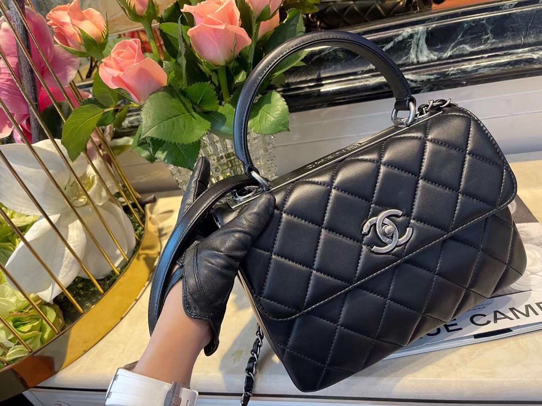 CHL -  Classic Flap Bag Medal Hardware Black For Women 9.8in/25LO