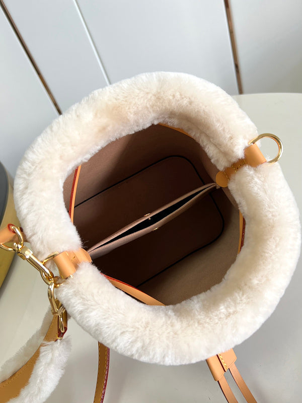 LO - LV Bags - 16127