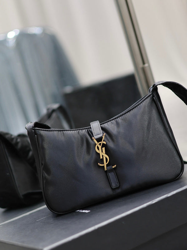BB - YSL Bag - 1930