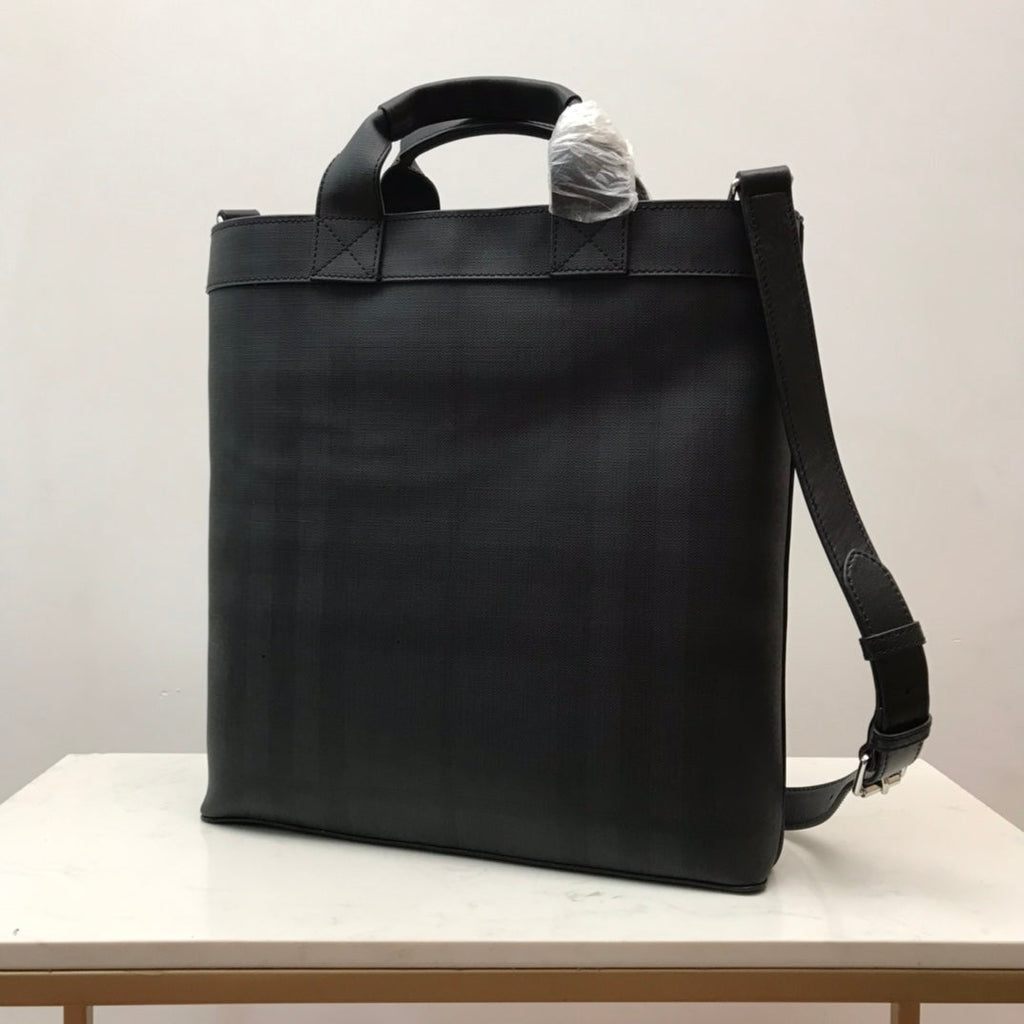 B-Berry - BB  Logo Graphic ConTLM -tible Tote London Check Canvas Large For Men, Bags 15in/38LO