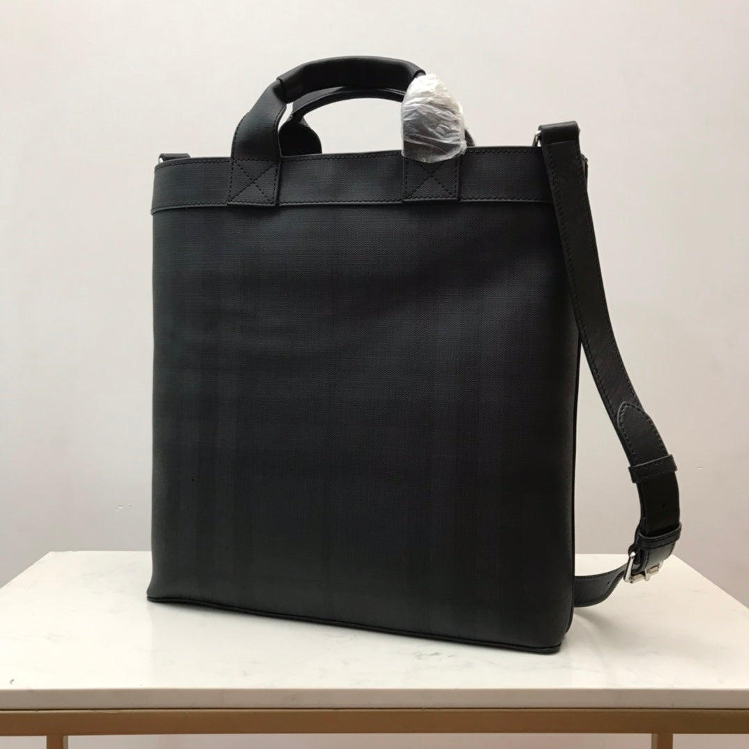 B-Berry - BB  Logo Graphic ConTLM -tible Tote London Check Canvas Large For Men, Bags 15in/38LO