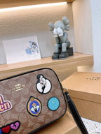 LO - CCH Bags - 302