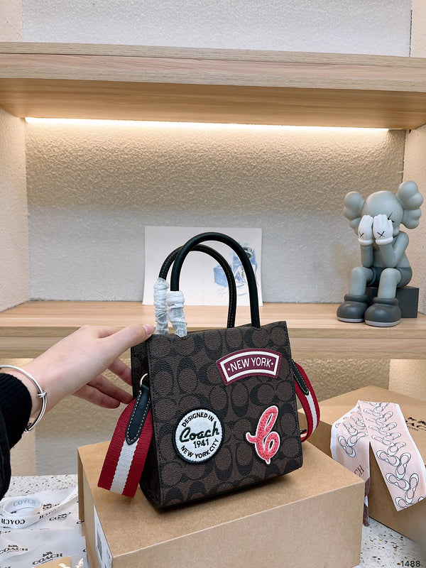 LO - CCH Bags - 422
