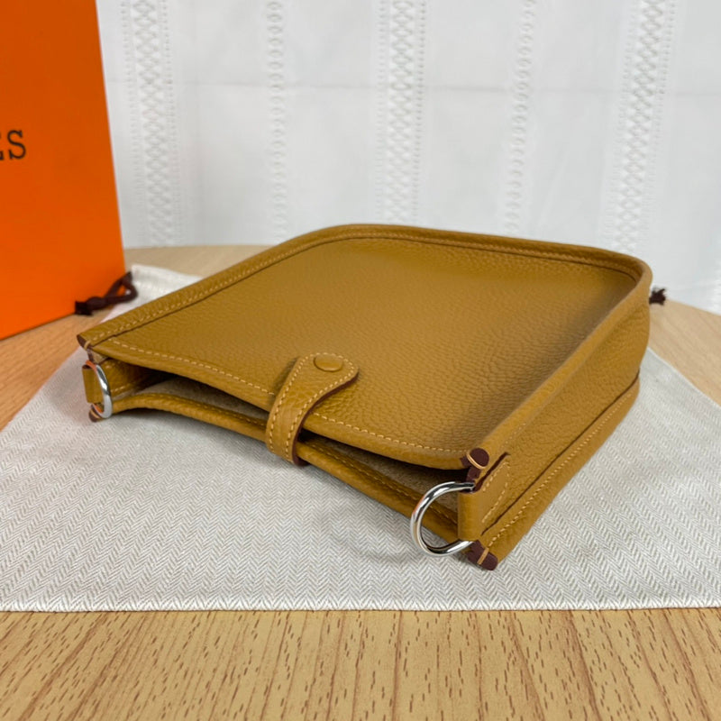 LO - HRMS DESIGNER BAGS - WOMEN BAGS - 946