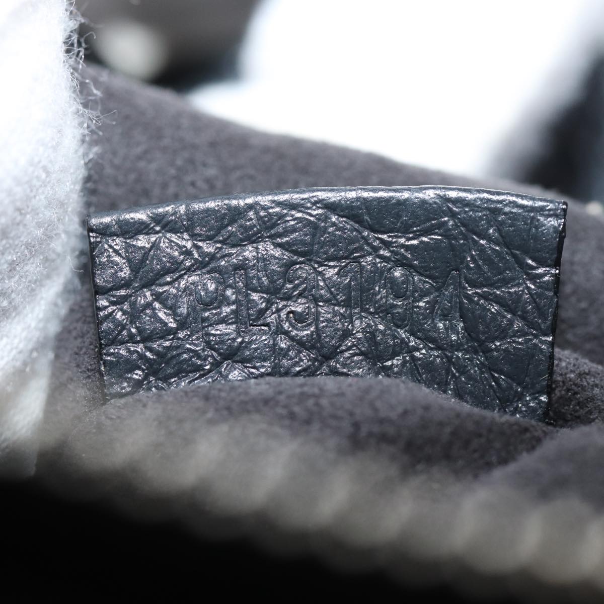 LO-LV bags 998