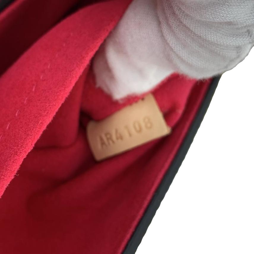 LO-LV bags 2646