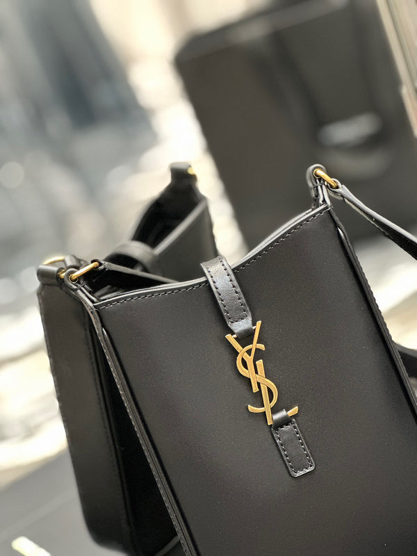 BB - YSL Bag - 4000