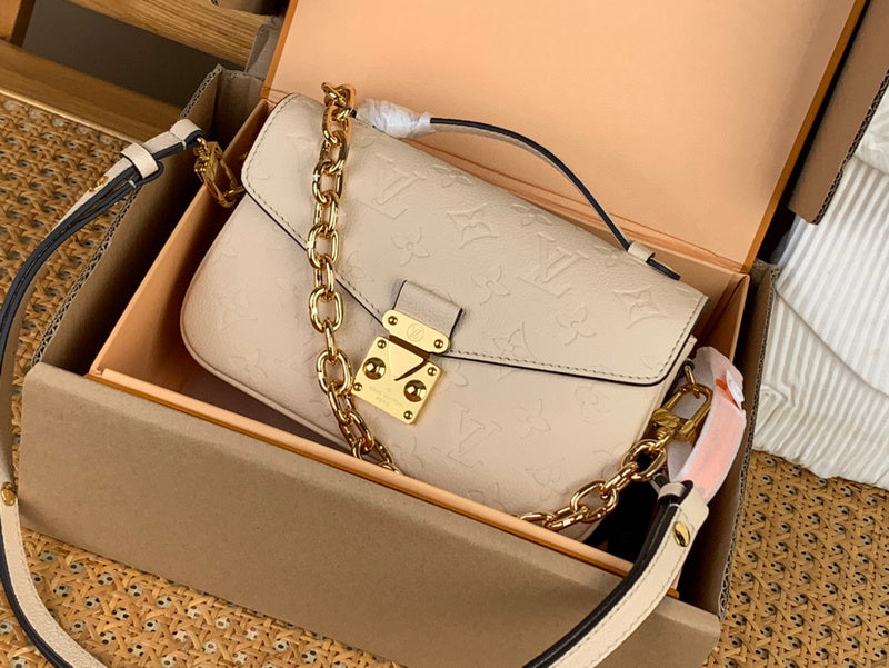 LO-LV bags 11913