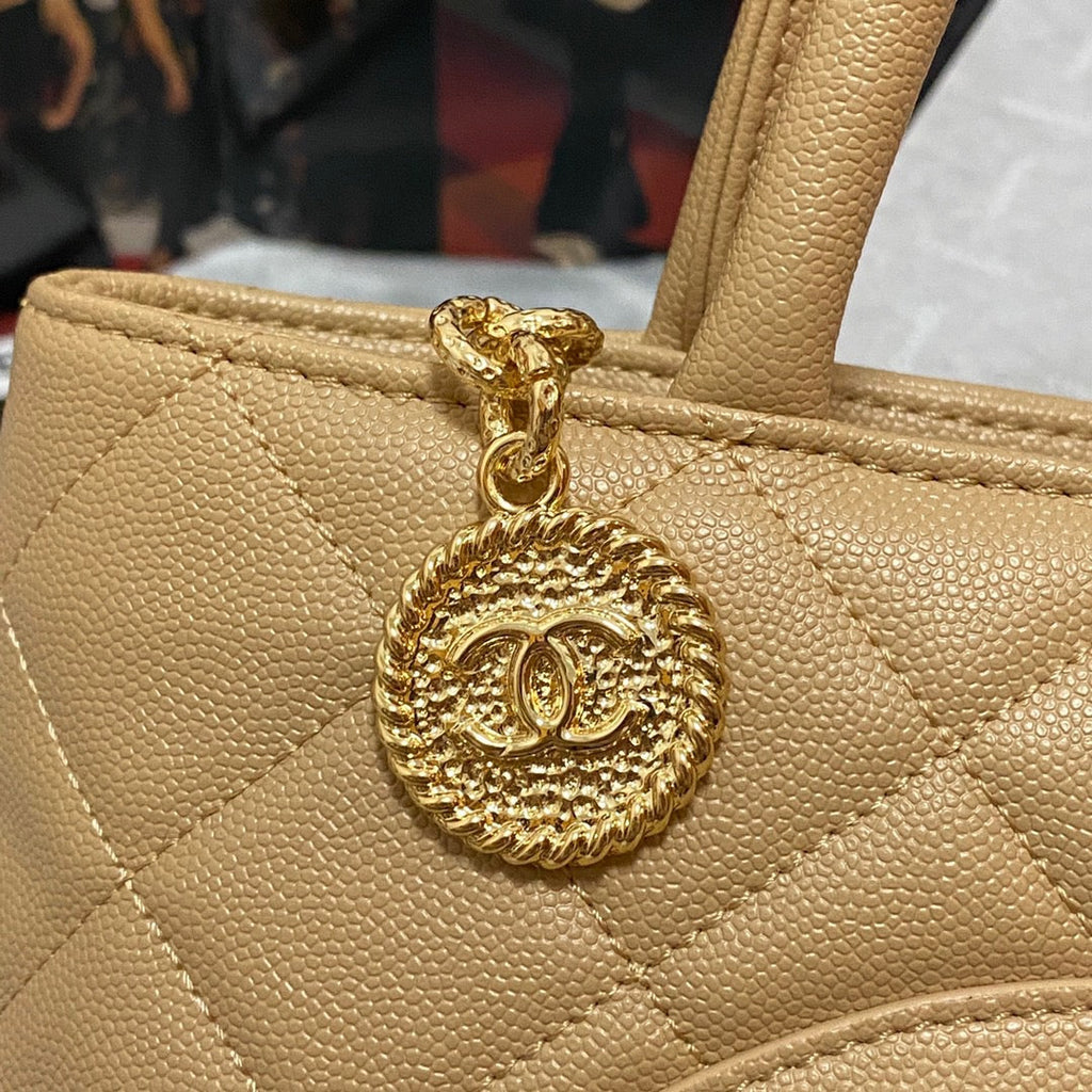 CHL - Medallion Tote Gold Hardware Caviar Yellow For Women Handbags, Shoulder Bags 15.6in/32LO