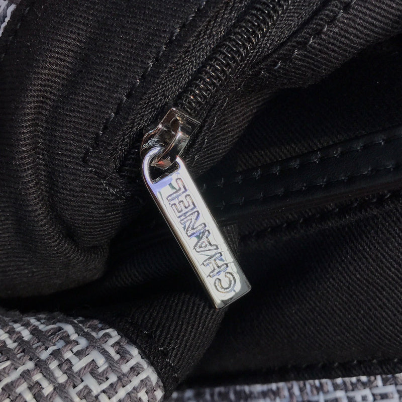 LO - CHL Bags - 1928