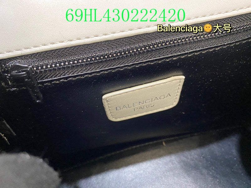 LO - BGA Bags - 1923