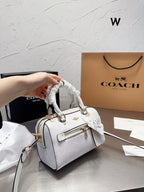 LO - CCH Bags - 381