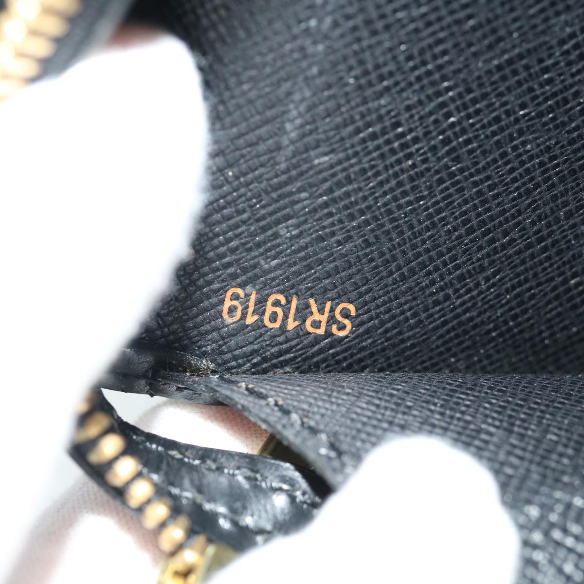 LO-LV bags 899